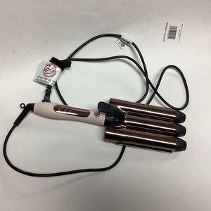 L'ange Le Tridente 1.2” Titanium Triple Barrel Waving Iron - Blush